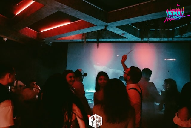 Why Not Bar Nha Trang – ảnh 2