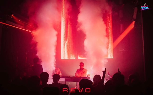 Revo Club – ảnh 4