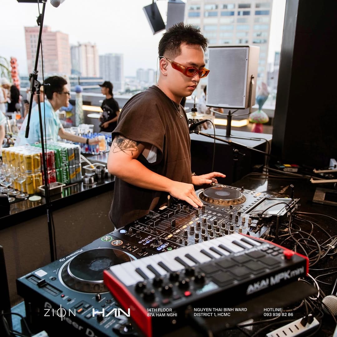 dj ssab at zion
