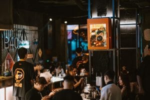 Thiết kế nội thất hiện đại pha cổ điển tại B40 Beer Club
