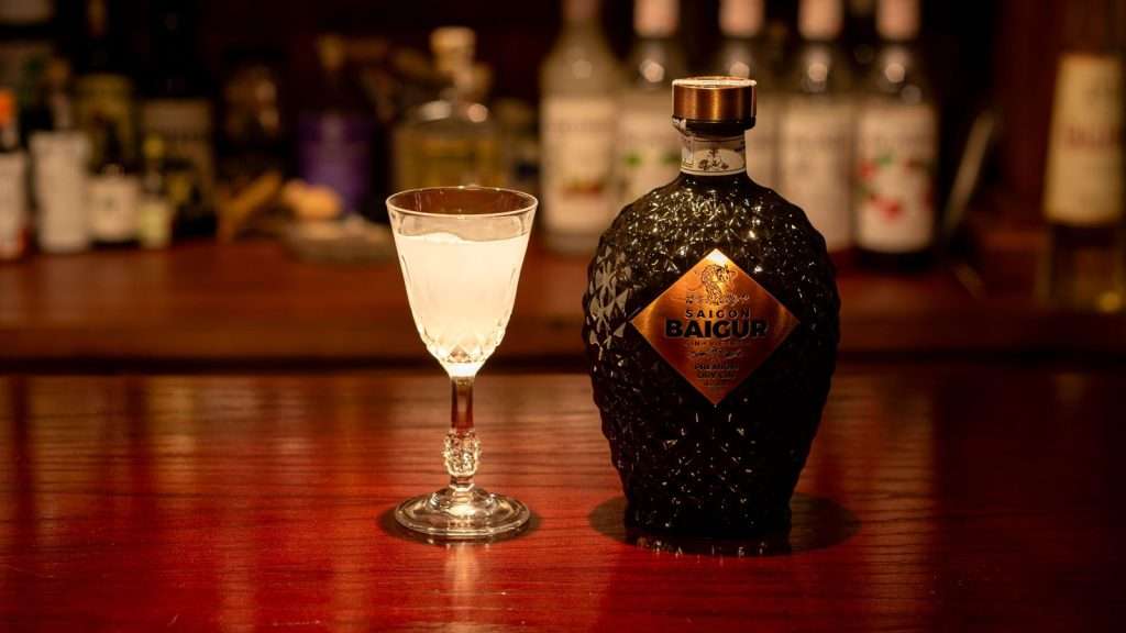 Cocktail Saigon Wave tại OAKSIP speakeasy Quận 1