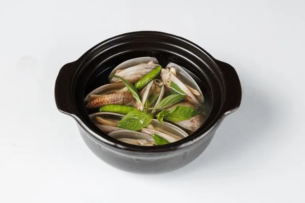 Ngao 2 còi hấp tại The Gangs, 70.200đ/100g